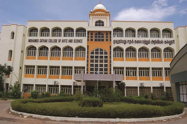 https://cache.careers360.mobi/media/colleges/social-media/media-gallery/7376/2018/11/22/College Building View of Mohamed Sathak College of Arts and Science Chennai_Campus-View.jpg